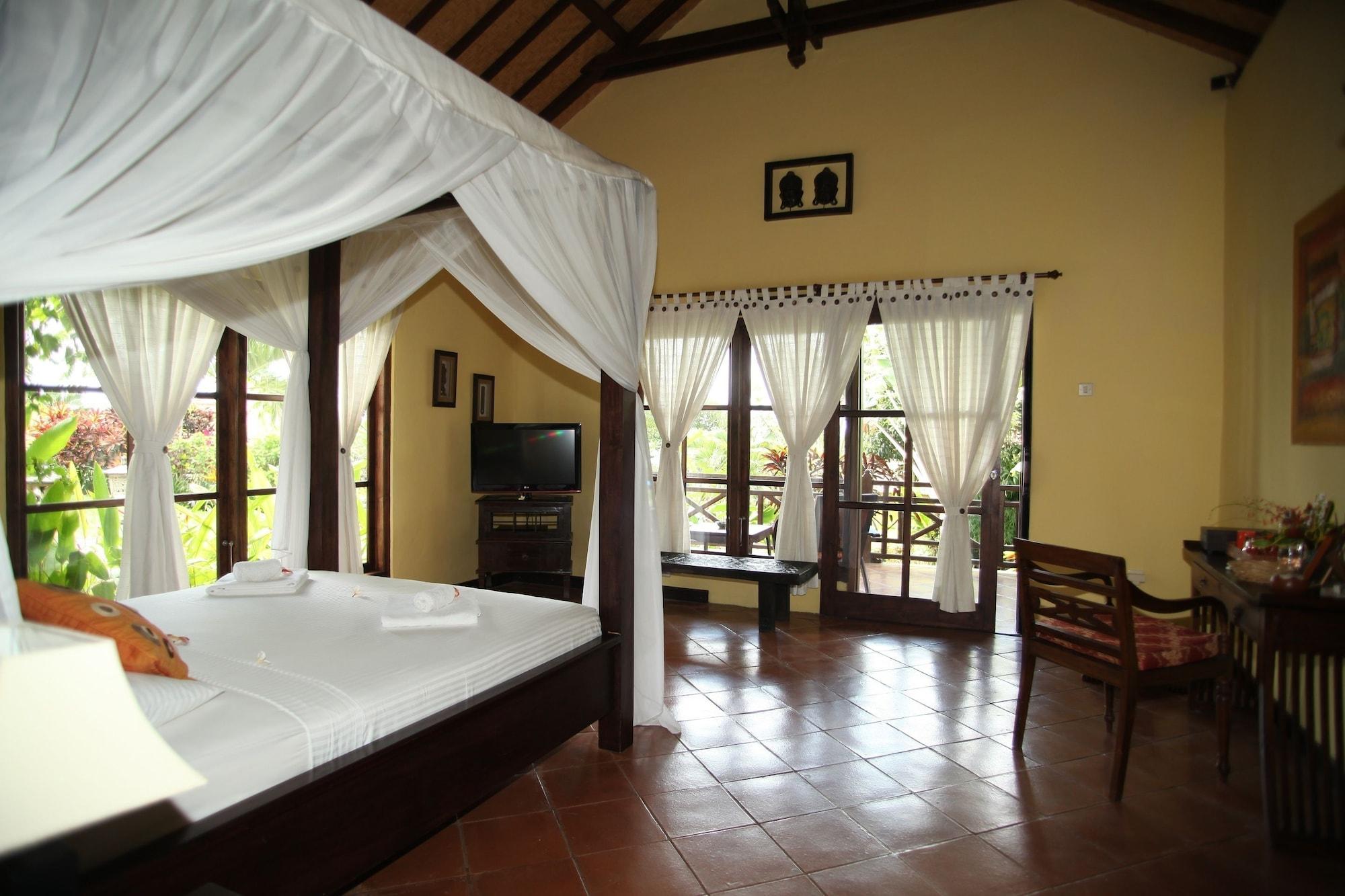 Puri Mangga Sea View Resort And Spa Lovina Zewnętrze zdjęcie