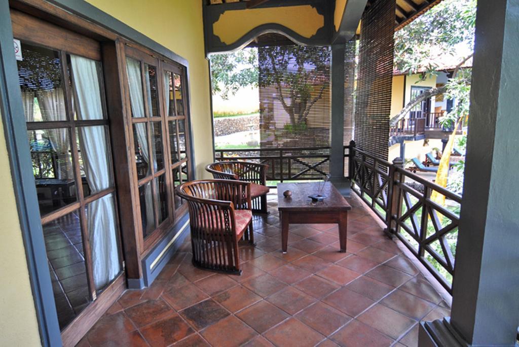 Puri Mangga Sea View Resort And Spa Lovina Zewnętrze zdjęcie