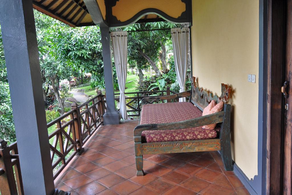 Puri Mangga Sea View Resort And Spa Lovina Zewnętrze zdjęcie