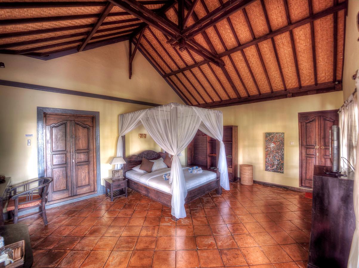 Puri Mangga Sea View Resort And Spa Lovina Zewnętrze zdjęcie